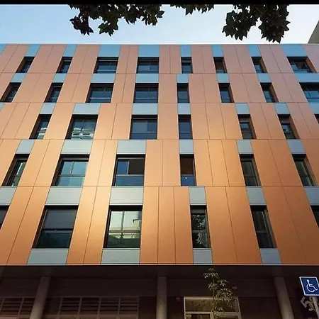 80m From Freeparking 500mbwifi Appartement